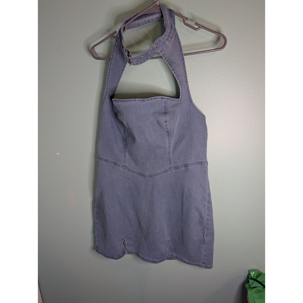 Blue‎ Denim Halter Mini Dress Buckle Choker Neck Cutout Scalloped Hem Light Wash